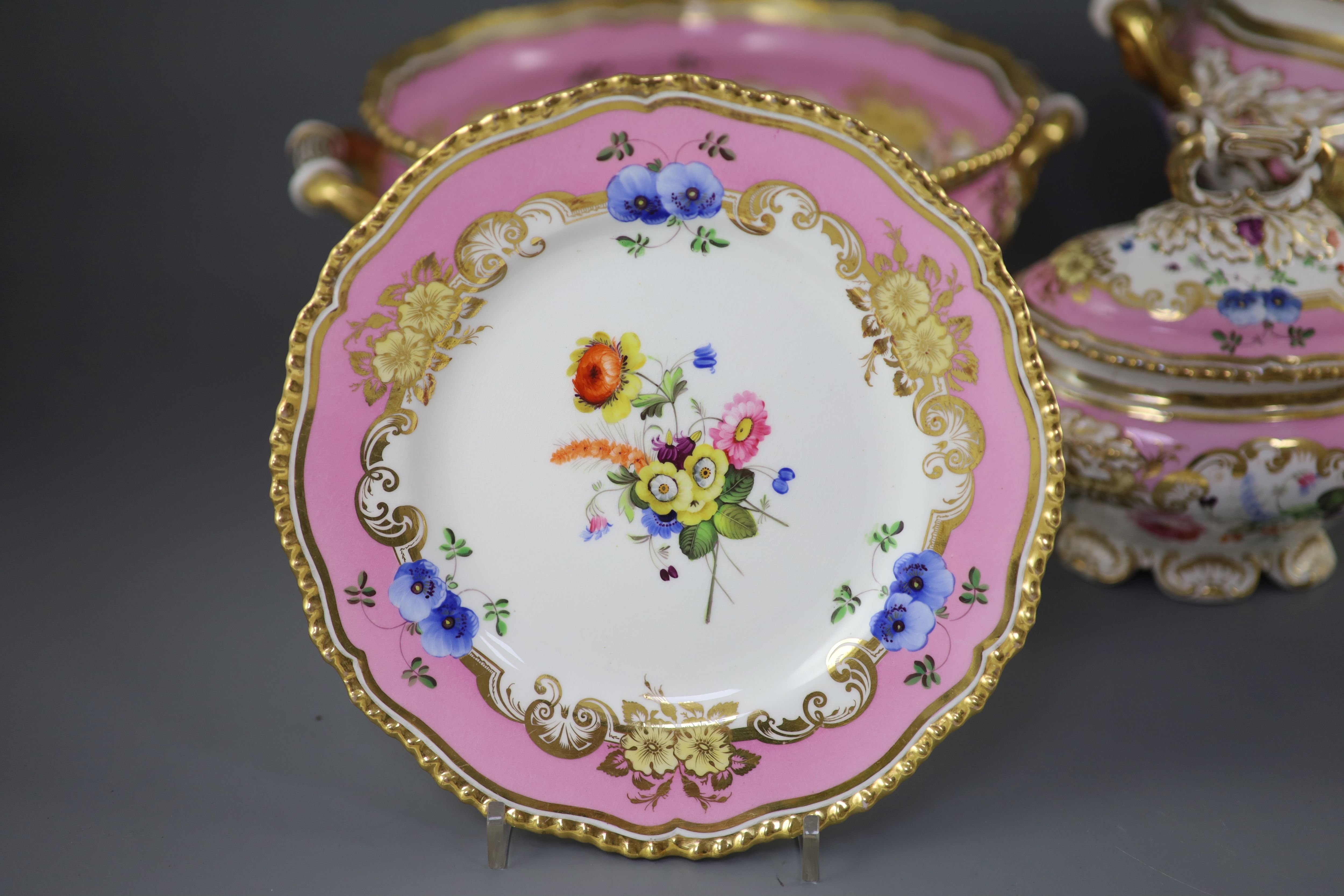 An extensive one hundred and thirteen piece English porcelain dinner and dessert service, c.1825-30,